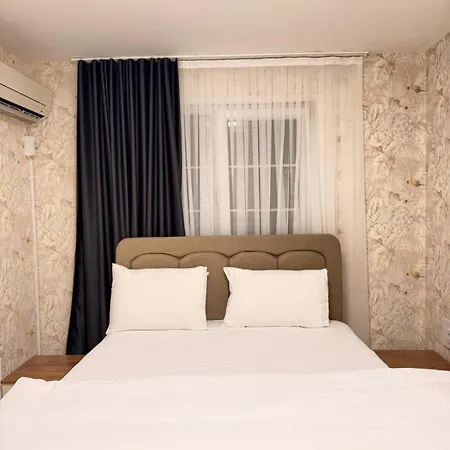 Ekinci Plaza 4*