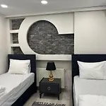 Ekinci Plaza Lägenhetshotell 4*