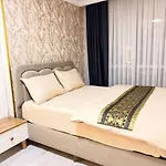 Ekinci Plaza Lägenhetshotell 4*
