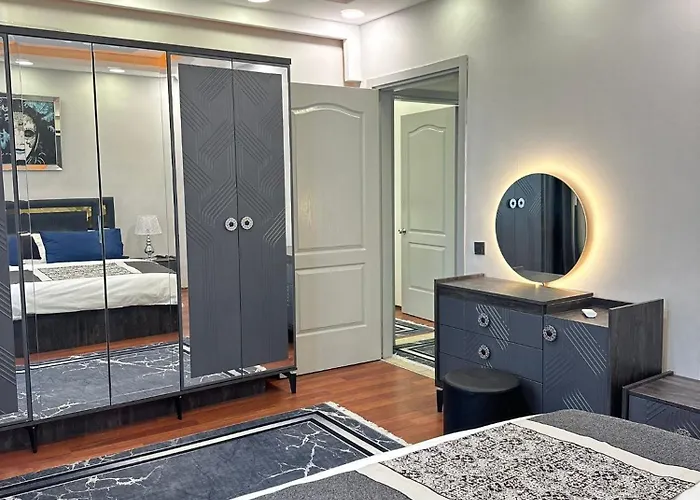 Ekinci Plaza 公寓式酒店 4*