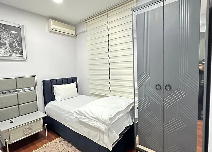 Ekinci Plaza 公寓式酒店 4*