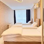 アパートホテル Ekinci Plaza 4*