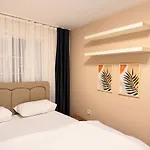 Ekinci Plaza アパートホテル