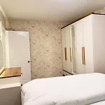 アパートホテル Ekinci Plaza 4*